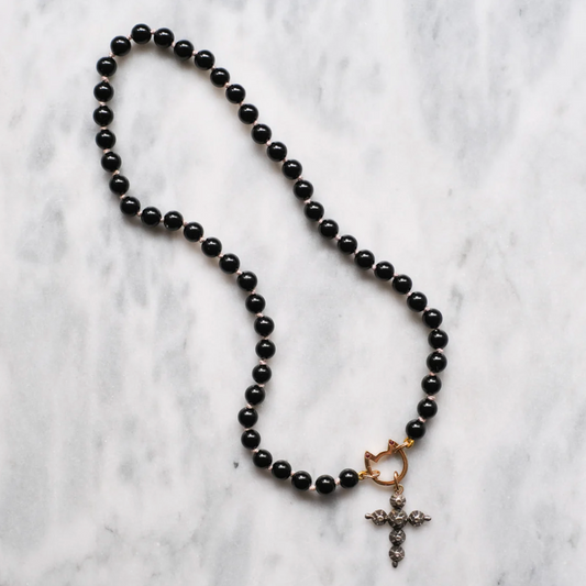 Eye of the Cat 14 inch Hand-Knotted Onyx Collar