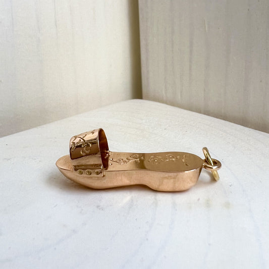 18K Yellow Gold Floral Clog Charm